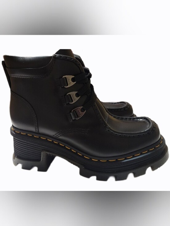 Dr. Martens Shoes - Dr. Martens Corran 3-Eye Atlas Leather Heeled Boots Size 9 - NEW